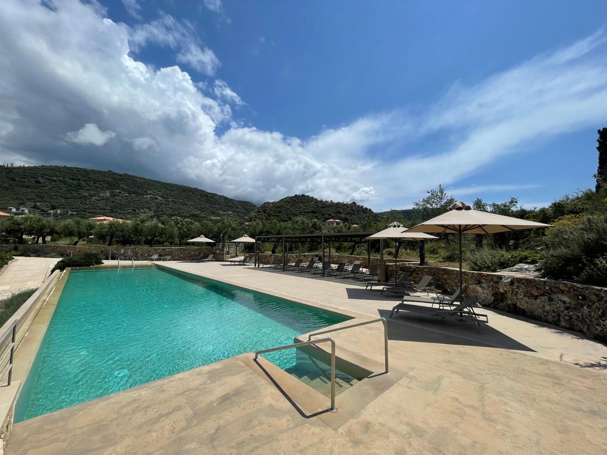 Diapori Suites Hotel Kardamyli Exterior foto